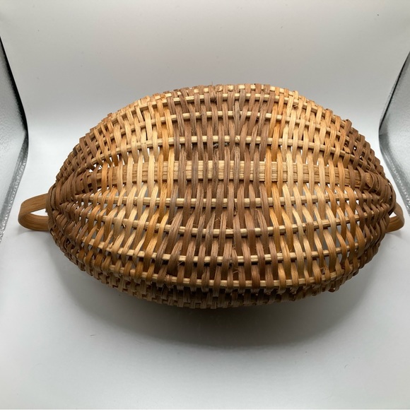 Pre-owned Buttock Splint Weave Basket, handles on each side - Picture 2 of 9